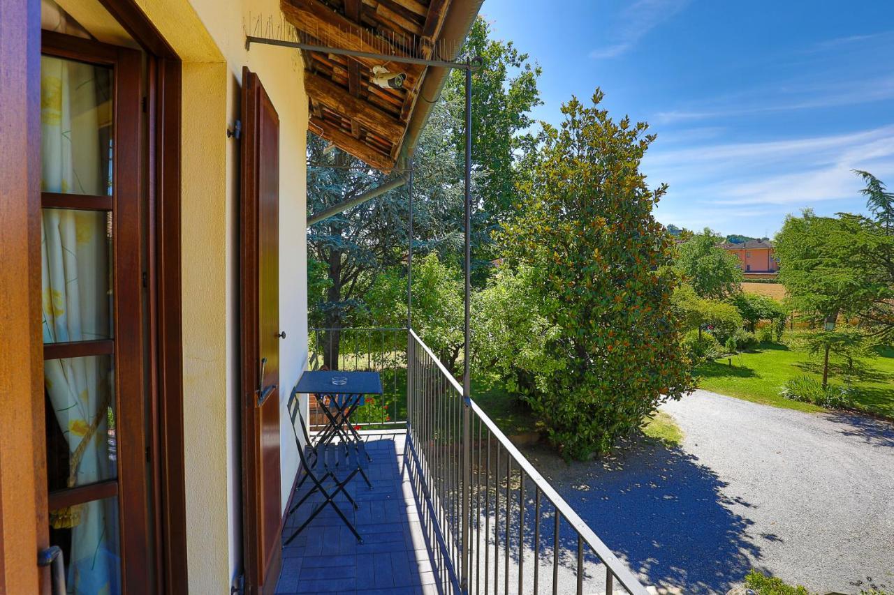 Cascina Giuli Villa Alba  Exterior photo
